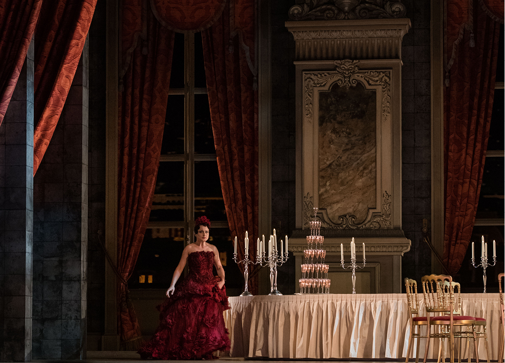 Photo de La Traviata, mise en scène de Pierre Rambert